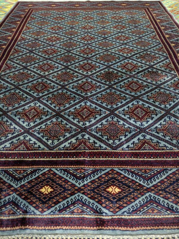 قالین فروشی آقمراد اندخوئی‌