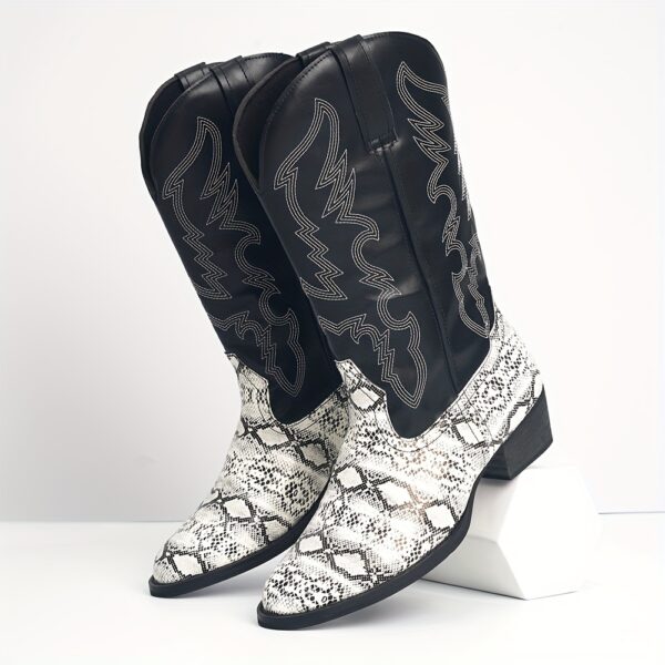 Men's Western Cowboy Boots High Top 2025 New Style Knight Boots Size 39-48 Lightweight Couple Boots