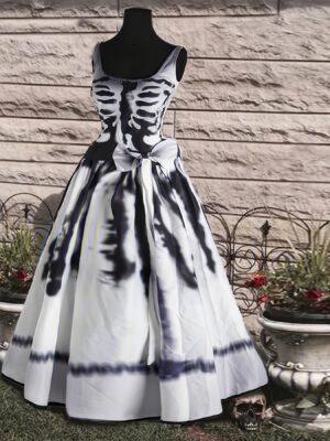 Women's Gothic Victorian Style Sleeveless Maxi Dress with Bone Print & Ruffled Hem - A-Line Silhouette, Square Neckline & Large Bow Waist - Machine Washable White/Black/Gray/Blue/Purple Dress for Halloween Parties, Themed Events & Casual Attire - Retro-Inspired Gothic Outfit with Bone Motif, Flowing A-Line Skirt, and Structured Bodice for Spring/Summer/Fall Wear