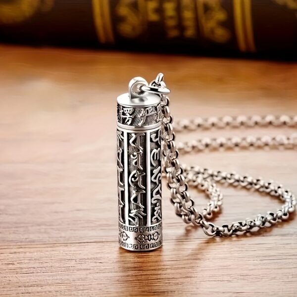 Antique Silvery Plated Copper Alloy Six-Syllable Mantra Pendant Necklace, Round Shape, No Magnetic, Day of the Dead Commemorative Jewelry, Black, Avant-Garde Style, for Men and Women