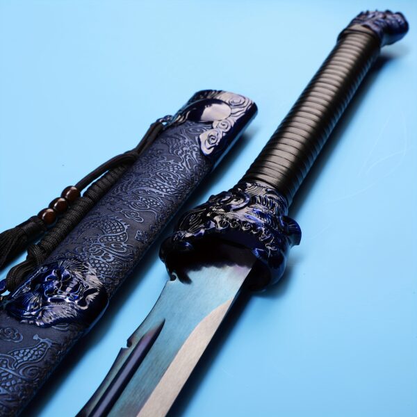 1 Handmade Chinese Samurai Sword - 1095 High Carbon Steel, Full Tang with Tiger Head Motif, Blue - Ideal for Valentine's Day, Halloween, Christmas Gifts & Collectibles