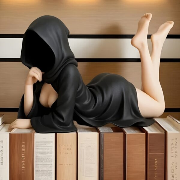 Mysterious Gothic Witch Statue - Elegant Halloween Decor with Hooded Cloak, No Electricity Needed, Lightweight Resin Figurine for Home, Office, Party - Year-Round Gothic Decoration, Goth Accessories, Office Decor, Contemporary Witch Design, Detailed Craftsmanship