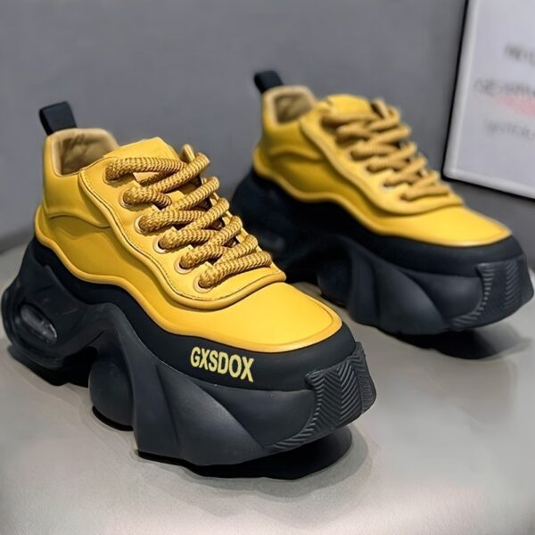 [Retro Sneakers] Black Retro Men's Streetwear Sneakers | Low-Top Lace-Up Casual Shoes with Thick EVA Sole for Height Increase, Breathable Fabric Lining & Round Toe Design for All-Season Outdoor Wear, Hiking Footwear, Modern Sneakers, Durable Construction