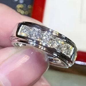 1pc of 2-carat Haoshi ring, suitable for both men and women, luxurious, simple, fashionable and elegant, Men's gift, Women's gift, engagement ring, casual outfit, holiday gift, for friends and family