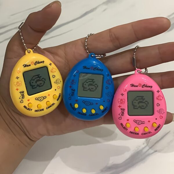 [Virtual Pet Keychain] Retro Mini Handheld Gaming Console - Battery-Powered, Creative Gameplay, Virtual Pet Keychain - For Winter